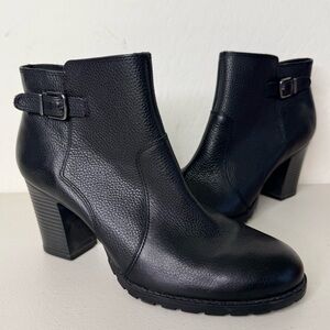 Clarks Verona Gleam Black Pebbled Leather Stacked Block Heel OrthoLite® Size 11